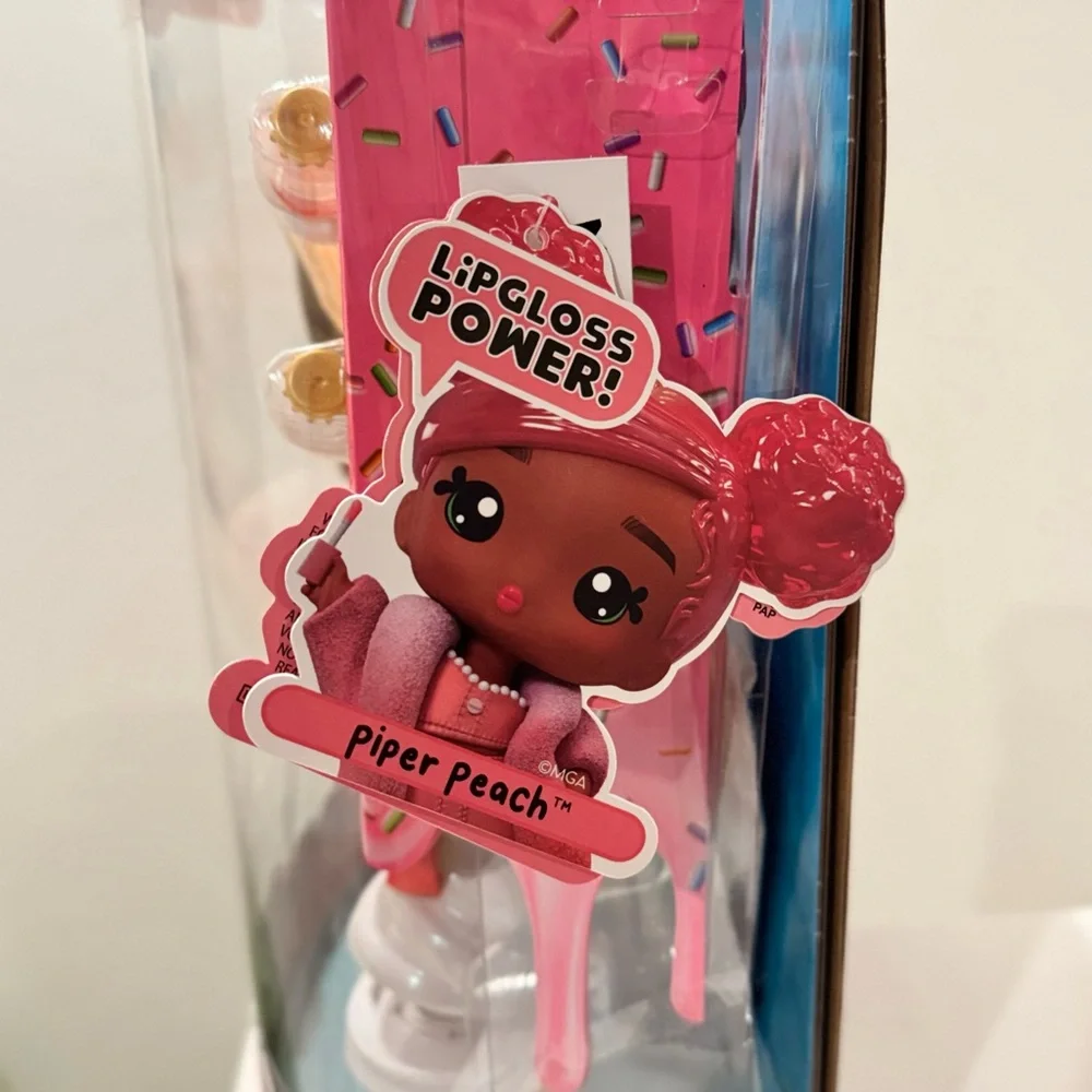 YUMMILAND Large Doll + Lipgloss Pet-Peach